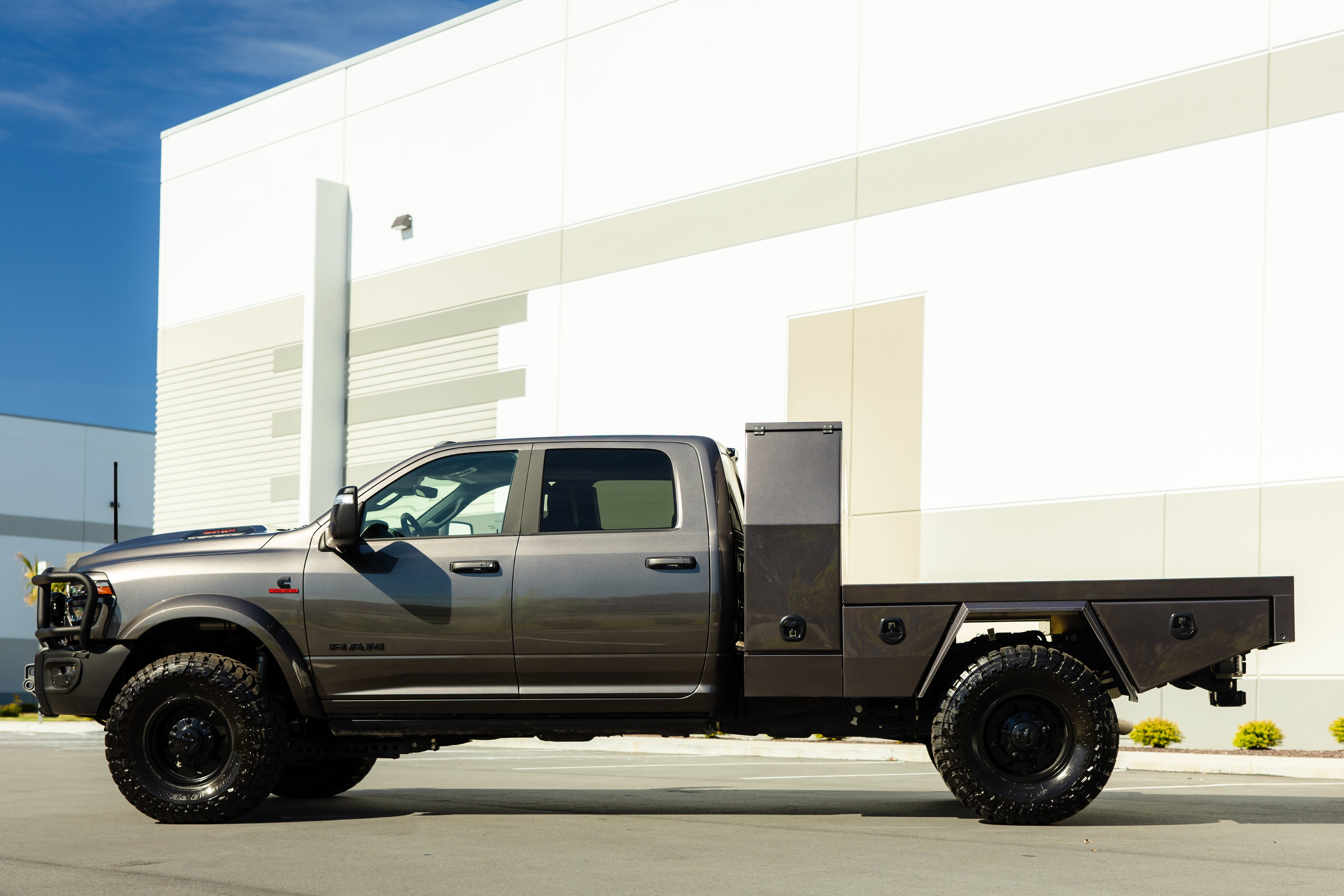 ALTRA Fabrication aluminum flatbed on pickup truck